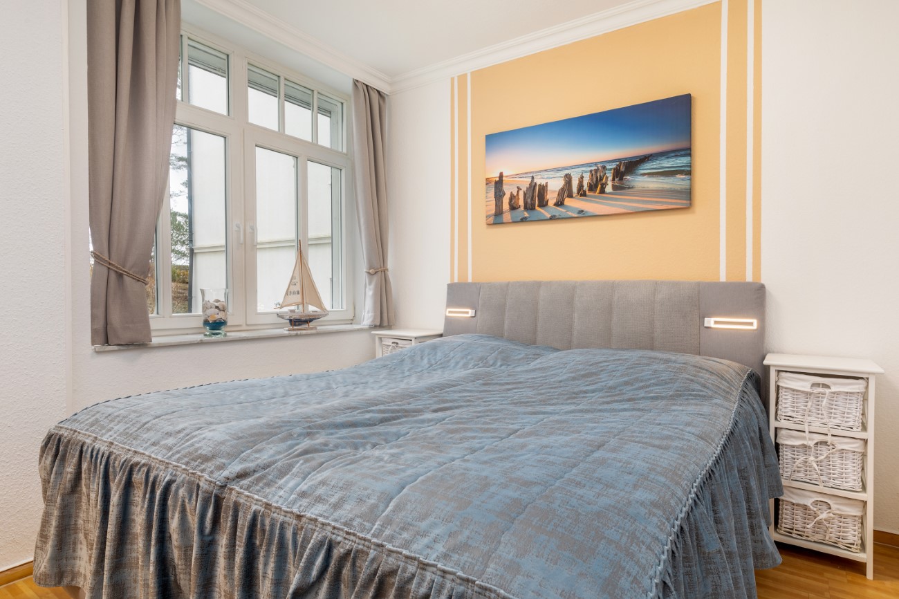 Apartmenthaus Frigga Unterkunft Nymphe Seebad Binz Insel Rügen Doppelbett ruhige Lage