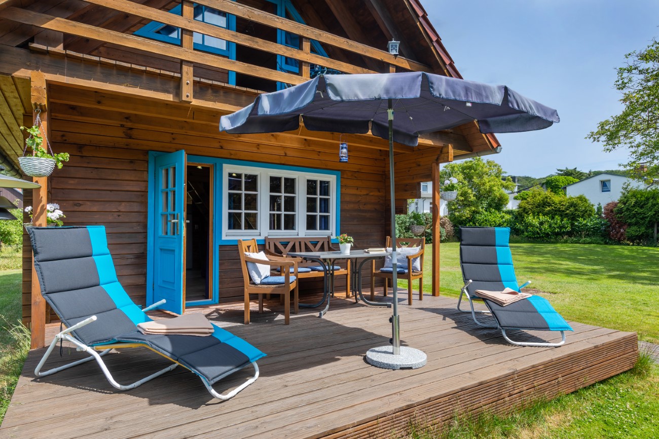 Ferienhaus Sommerfrische Ostseebad Binz Ostseeinsel Rügen Haus mit Terrasse