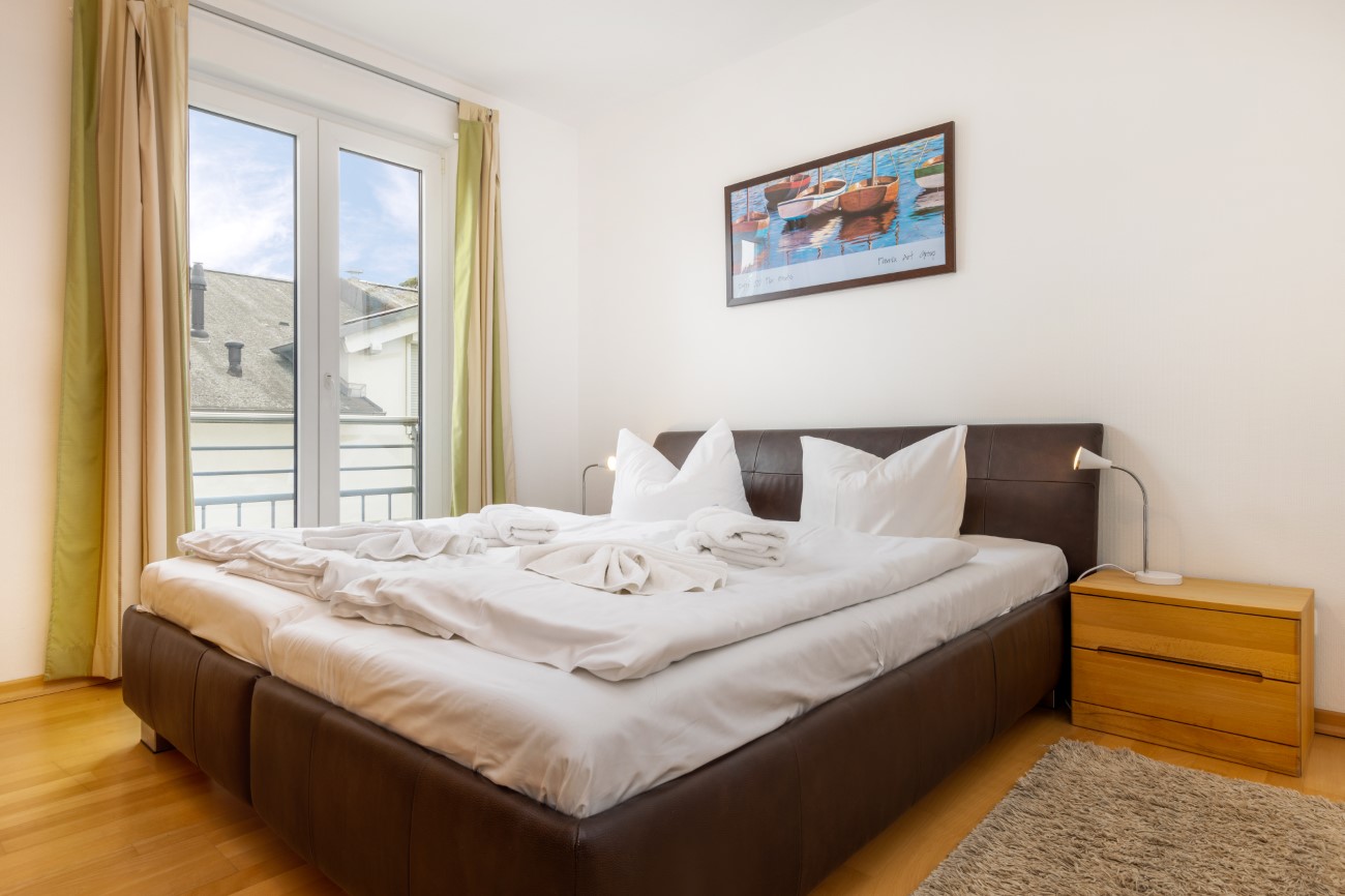 Haus Residenz Margarete Appartment Inselperle Seebad Binz Insel Rügen Schlafzimmer mit Doppelbett idyllisch