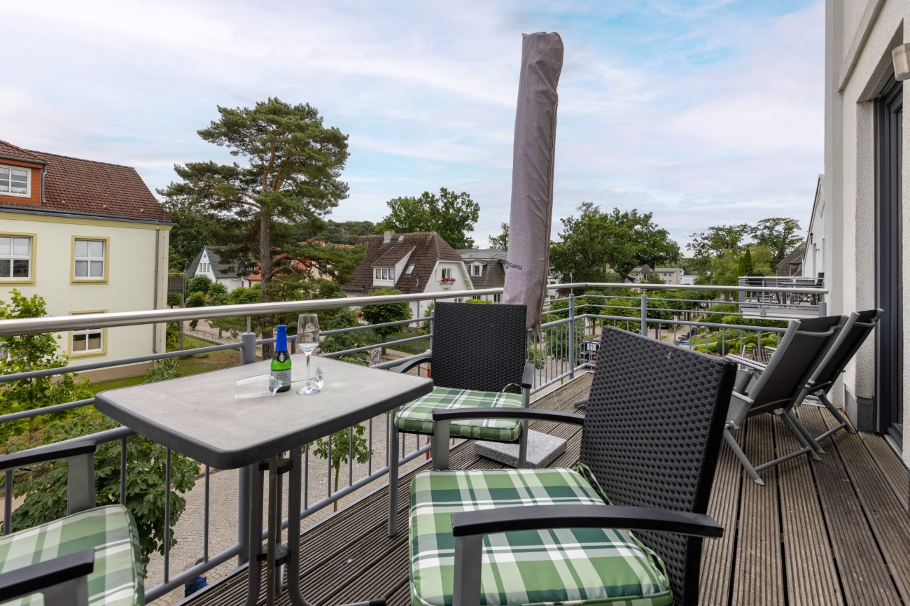 Apartmenthaus Residenz Margarete Unterkunft Inselperle Ostseebad Binz Ostseeinsel Rügen Wohnung mit Balkon